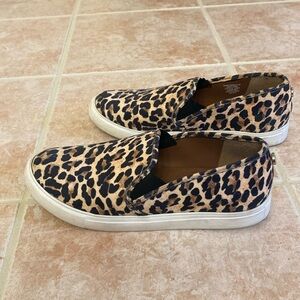 Steve Madden slip ons